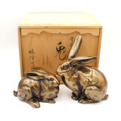 Pareja de figuras antiguas de bronce FIG77 conejos