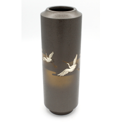 Antique Japanese bronze ikebana vase IK64 view 2