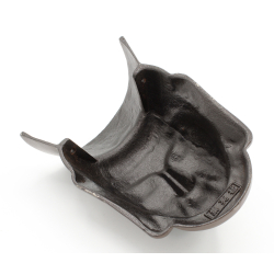 Cast iron Buddhist mask MC5 view 3