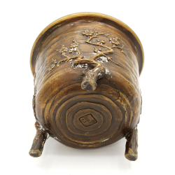 Antique Japanese bronze censer INC32 view 4