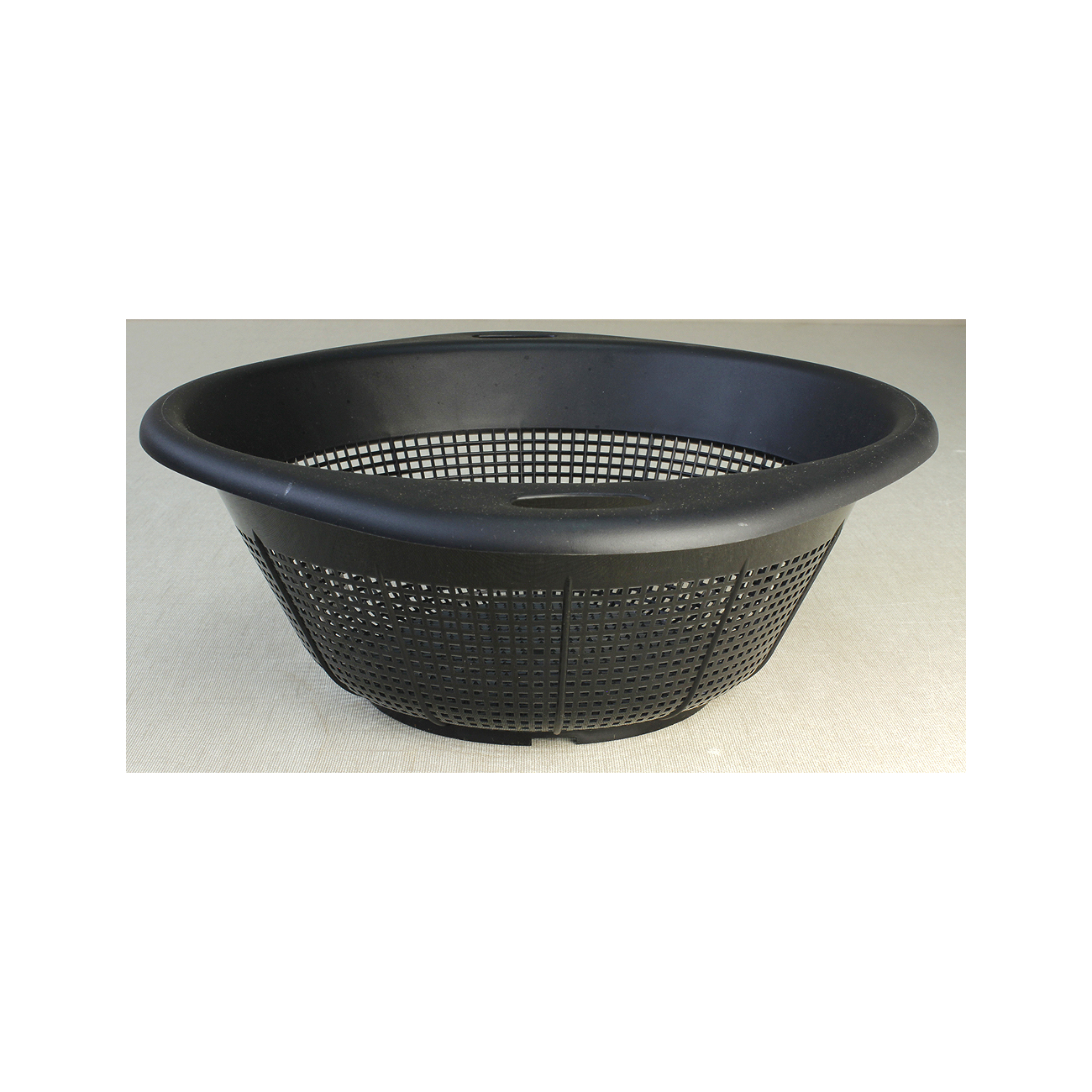 EU training pot strainer
