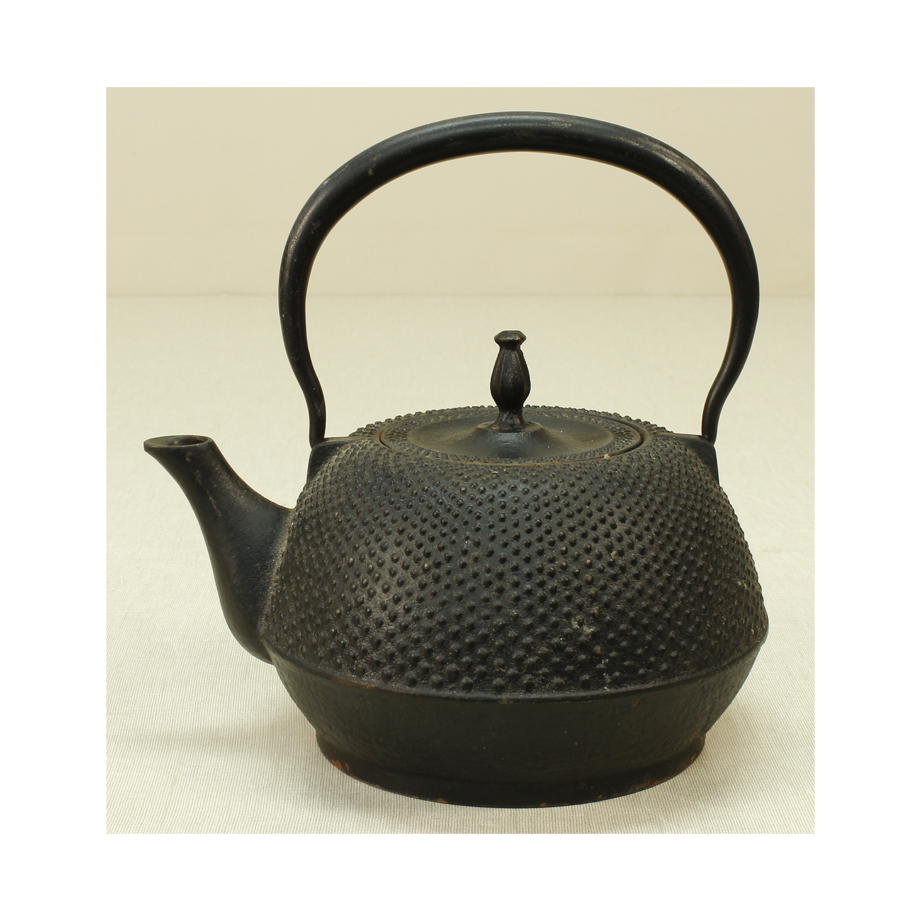 Japanese vintage teapot TT-4