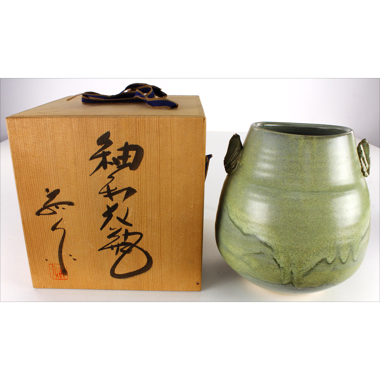 Vintage ikebana vase IKE1