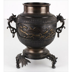 Antique Japanese solid bronze censer MB13 View 2