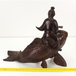 Japanese antique iron figure FIG07 koi and monk view 3