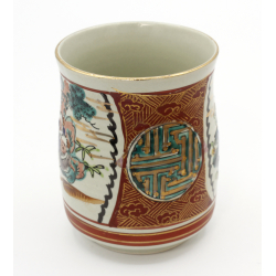 Set of 2 Kutani tea glasses in box JC2 view 3