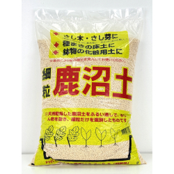 Kanuma grano pequeño -shohin- 16 l
